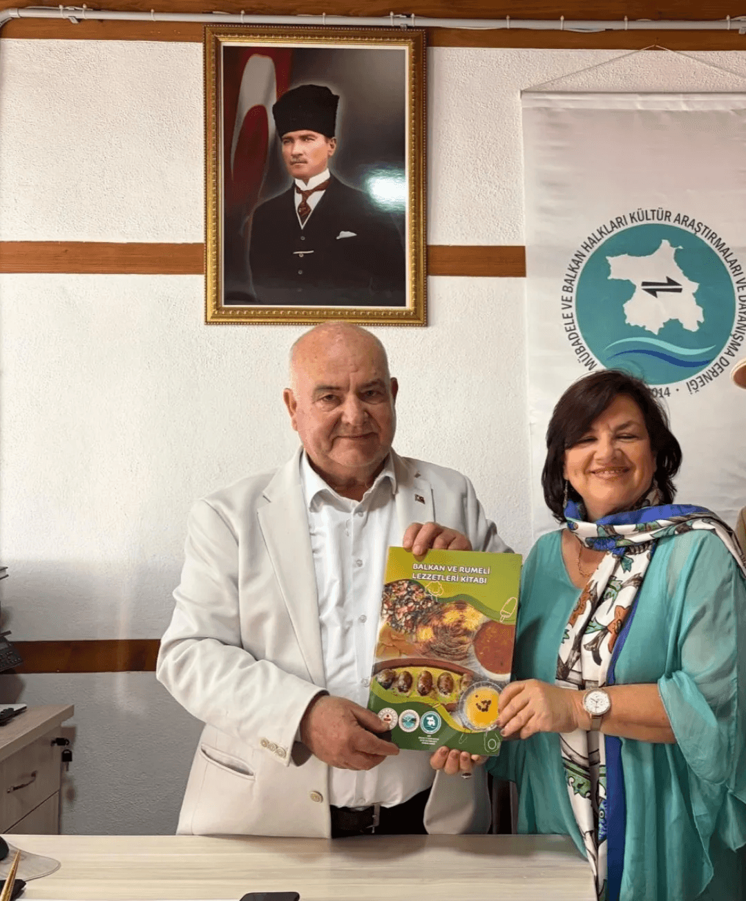 🔷Avrupa Konseyi Parlamenter Meclisi Genel Sekreteri Despina Hadjivassiliou, Derneğimiz Mübadele ve Kültür evini ziyaret etti.